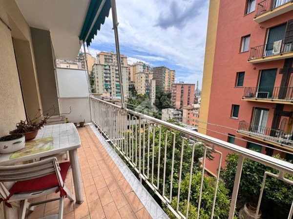 appartamento in vendita a Genova in zona Sampierdarena