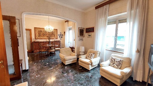 appartamento in vendita a Genova in zona Sturla