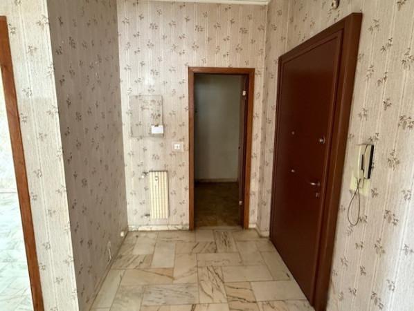 appartamento in vendita a Genova in zona Palmaro / Pra'