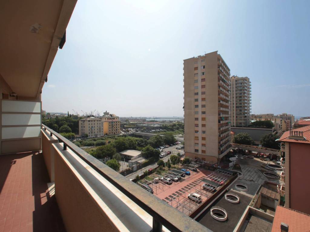 appartamento in vendita a Genova in zona Pegli
