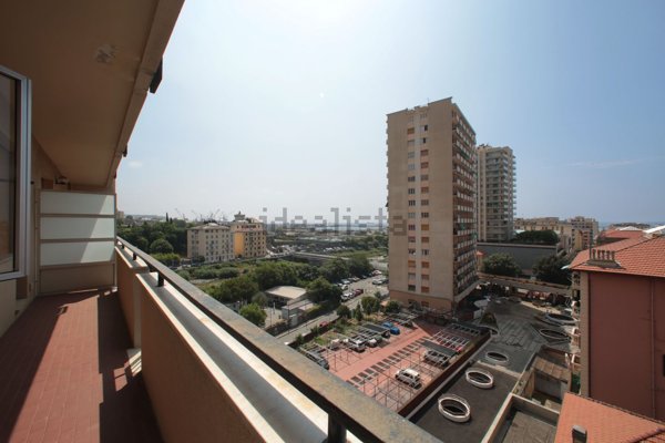 appartamento in vendita a Genova in zona Pegli