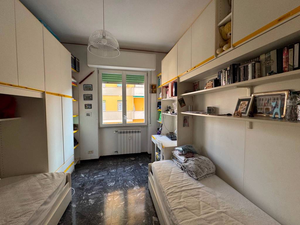 appartamento in vendita a Genova in zona Quezzi