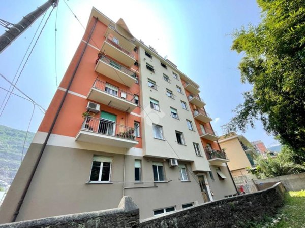 appartamento in vendita a Genova in zona Molassana