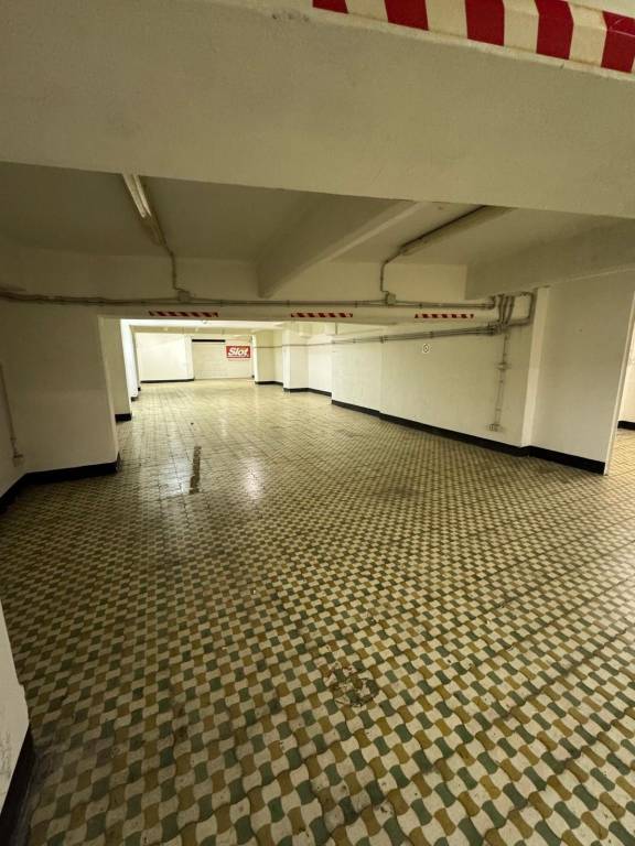 negozio in vendita ad Edolo in zona Vico