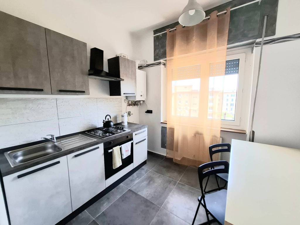 appartamento in vendita a Genova in zona Lagaccio / Granarolo