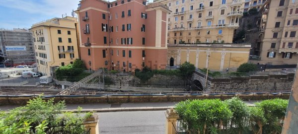 appartamento in vendita a Genova in zona Portoria / Piccapietra