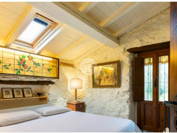 casa indipendente in vendita a Genova