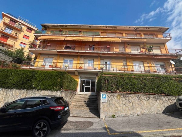appartamento in vendita a Genova in zona Pegli