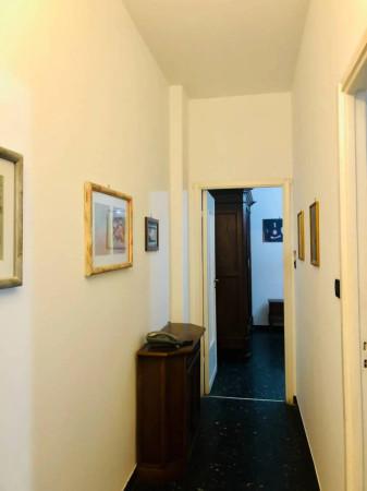 appartamento in vendita a Genova in zona Sestri Ponente