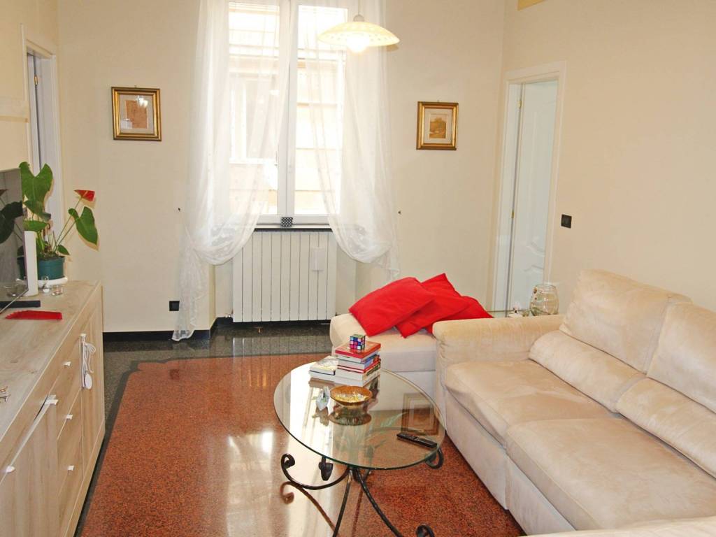 appartamento in vendita a Genova in zona DiNegro