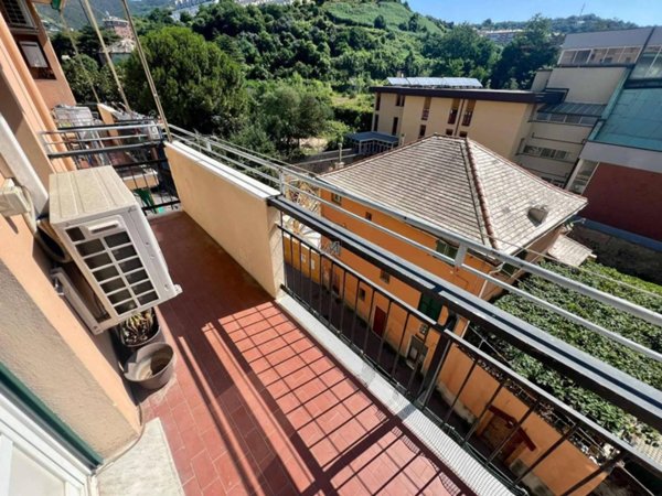 appartamento in vendita a Genova in zona Palmaro / Pra'
