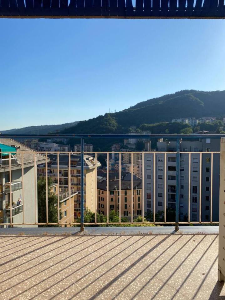 appartamento in vendita a Genova in zona Molassana