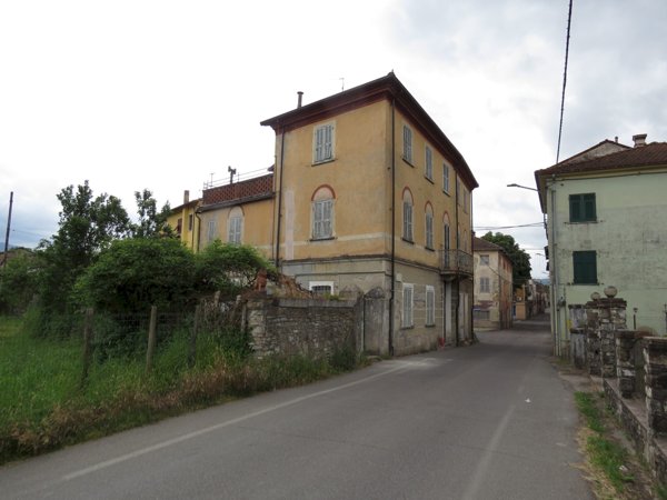 casa indipendente in vendita a Genova