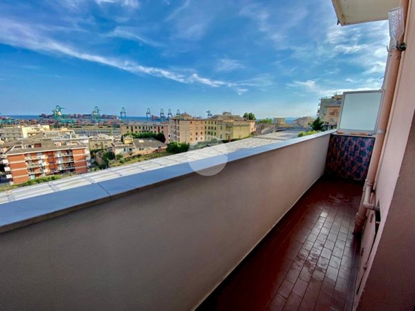 appartamento in vendita a Genova in zona Palmaro / Pra'