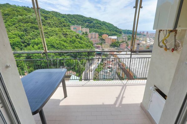 appartamento in vendita a Genova in zona Rivarolo