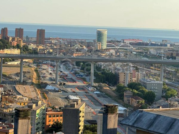 appartamento in vendita a Genova in zona Rivarolo