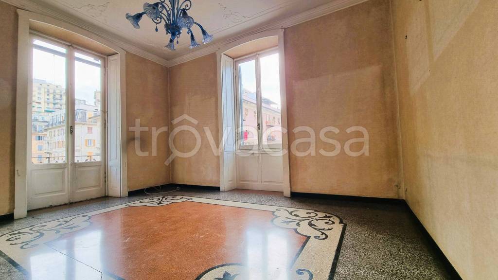 appartamento in vendita a Genova in zona Foce