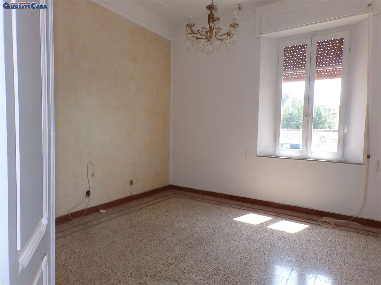 appartamento in vendita a Genova in zona Sottoripa / Maddalena / Molo