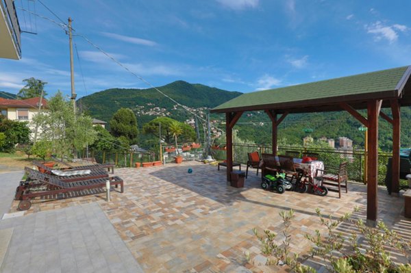 appartamento in vendita a Genova in zona Struppa