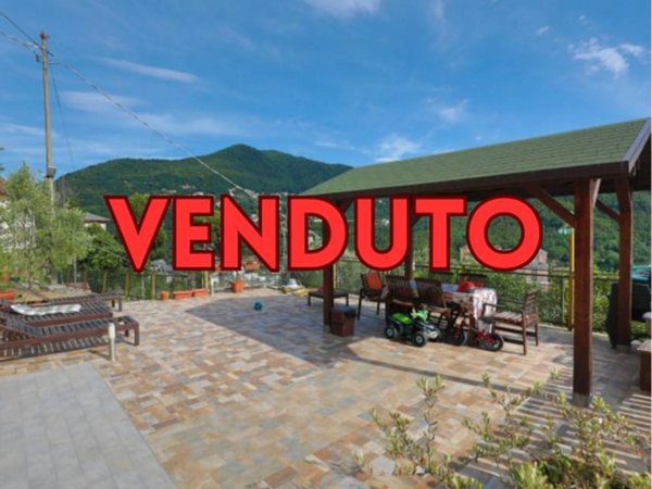 appartamento in vendita a Genova in zona Struppa