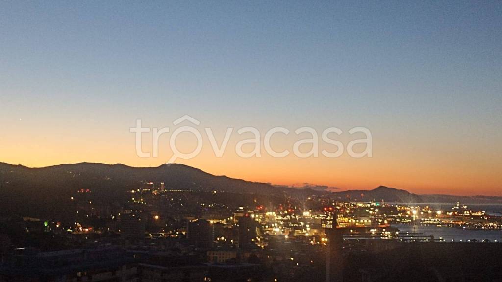 appartamento in vendita a Genova in zona Pegli
