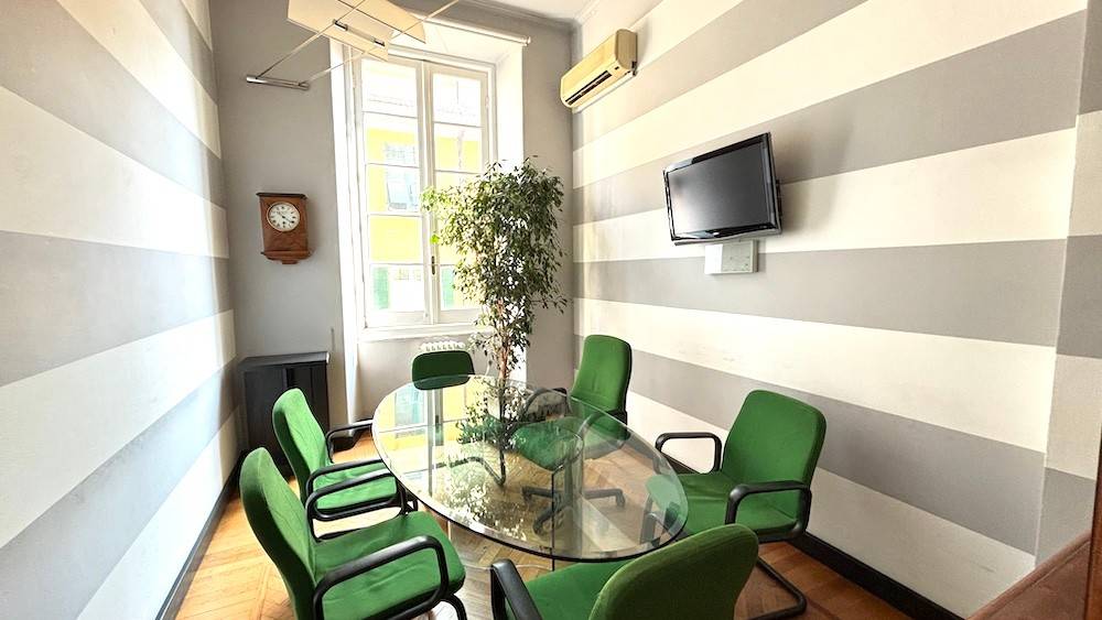 ufficio in vendita a Genova in zona Centro Storico