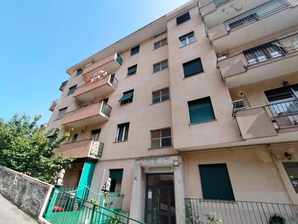 appartamento in vendita a Genova in zona Marassi