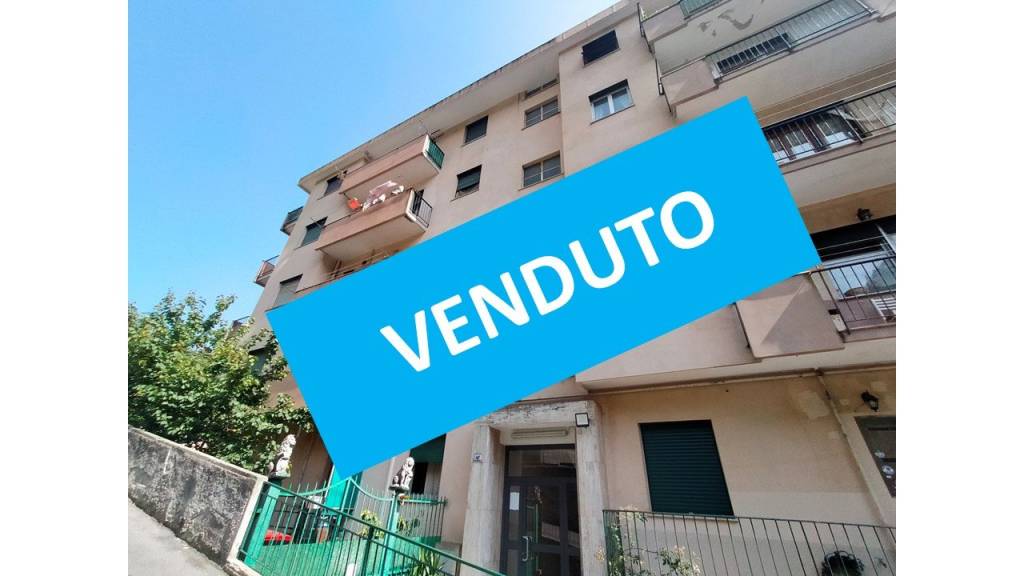 appartamento in vendita a Genova in zona Quezzi