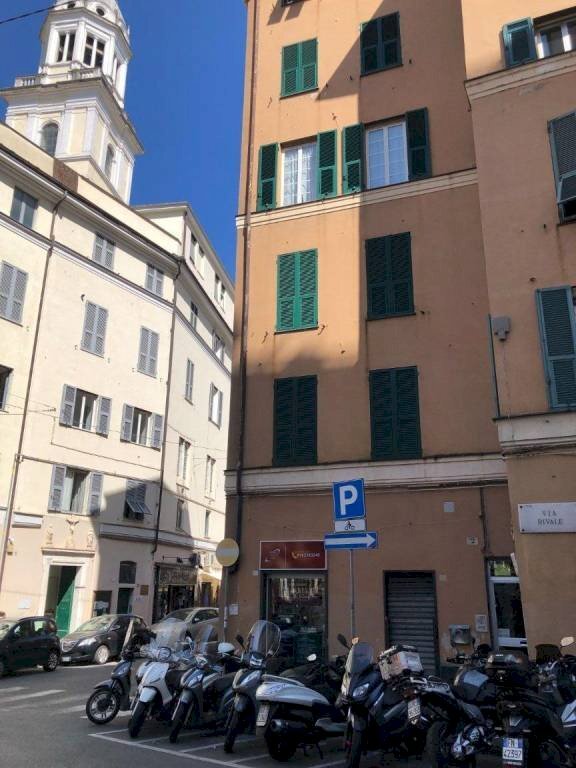 appartamento in vendita a Genova in zona Foce