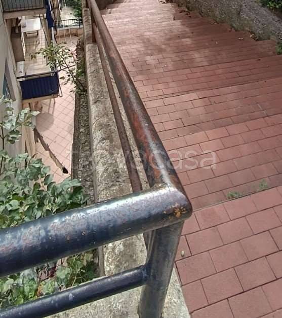 appartamento in vendita a Genova in zona Molassana