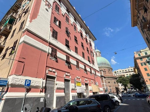 negozio in vendita a Genova in zona Marassi