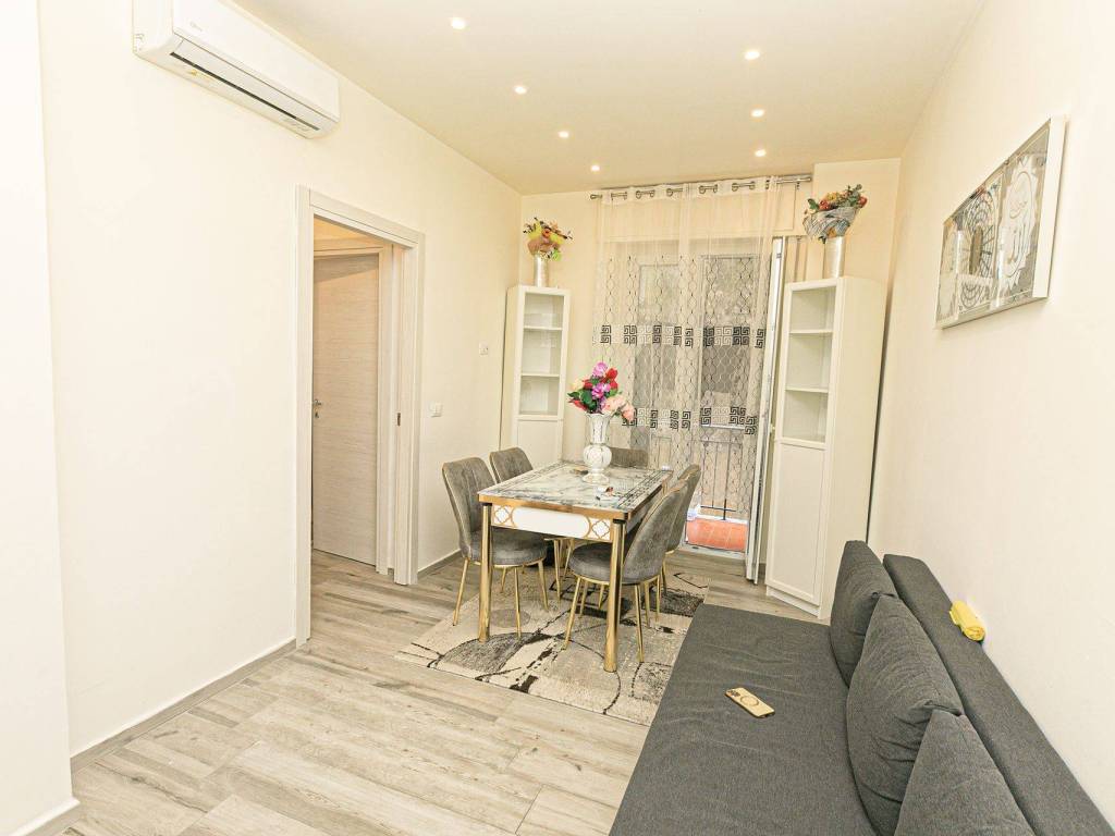 appartamento in vendita a Genova in zona Marassi