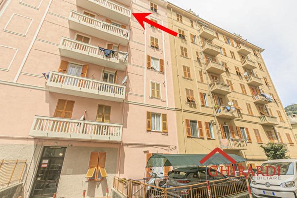 appartamento in vendita a Genova in zona Sestri Ponente