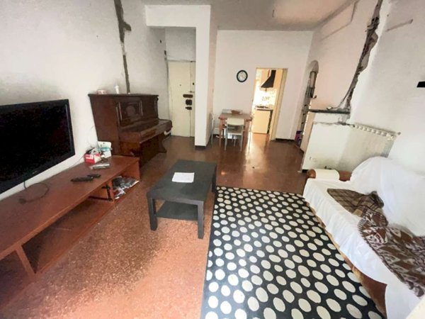 appartamento in vendita a Genova in zona Sturla