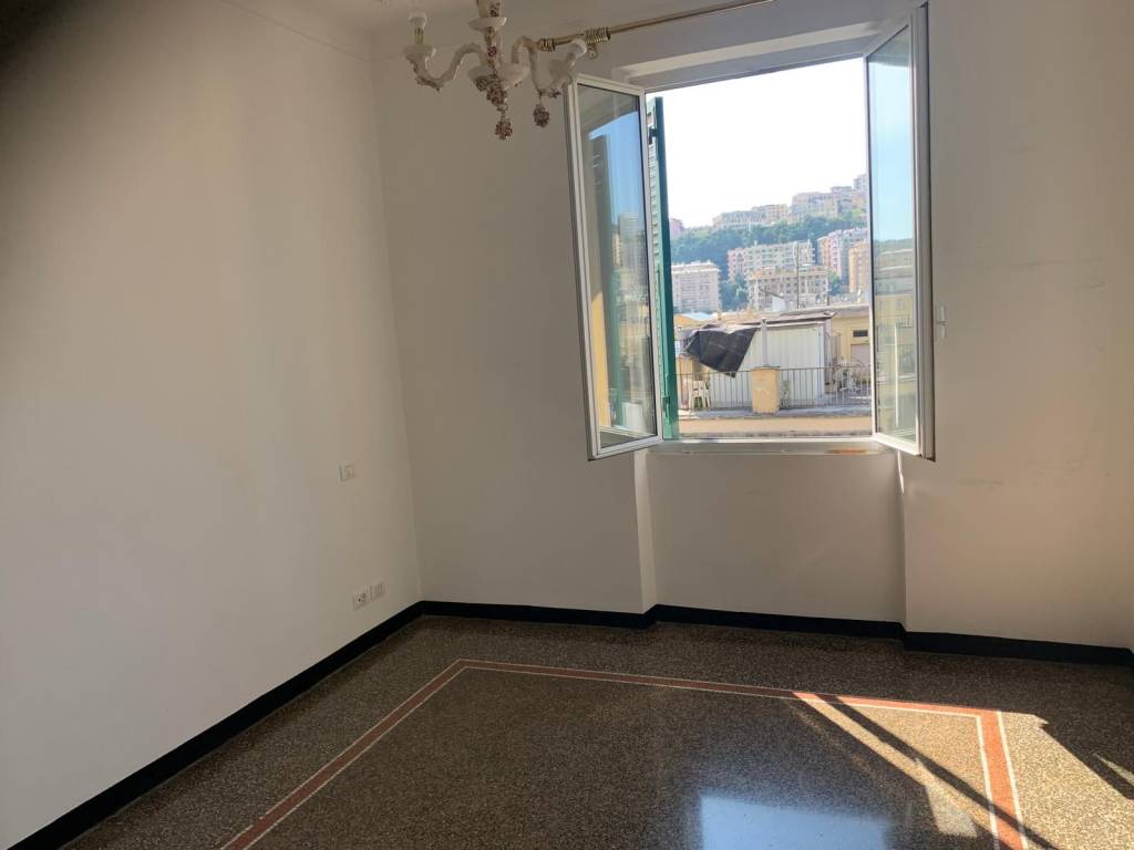 appartamento in vendita a Genova in zona Marassi