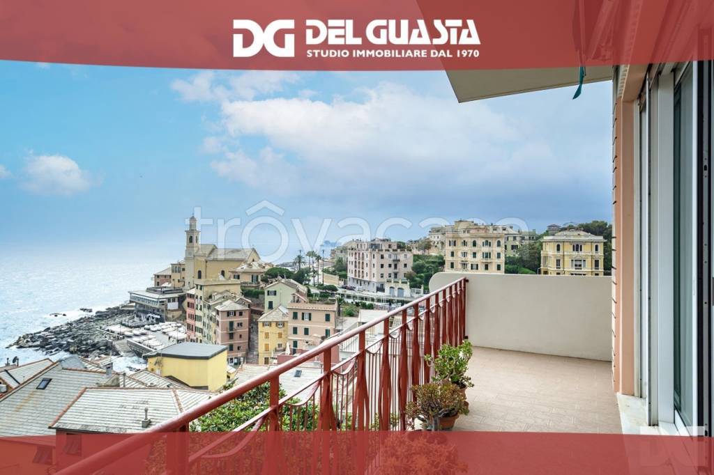 appartamento in vendita a Genova in zona Albaro