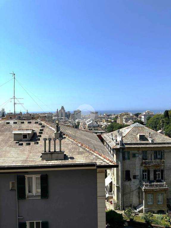 appartamento in vendita a Genova in zona Castelletto