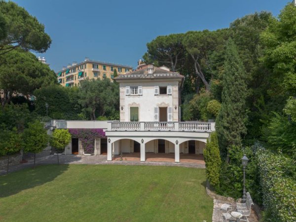 casa indipendente in vendita a Genova in zona Albaro