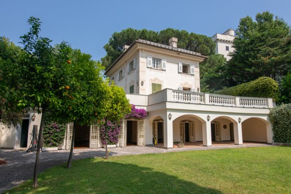 casa indipendente in vendita a Genova in zona Albaro