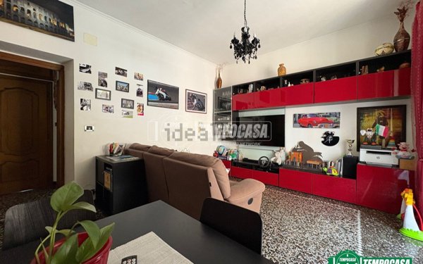 appartamento in vendita a Genova in zona Sestri Ponente