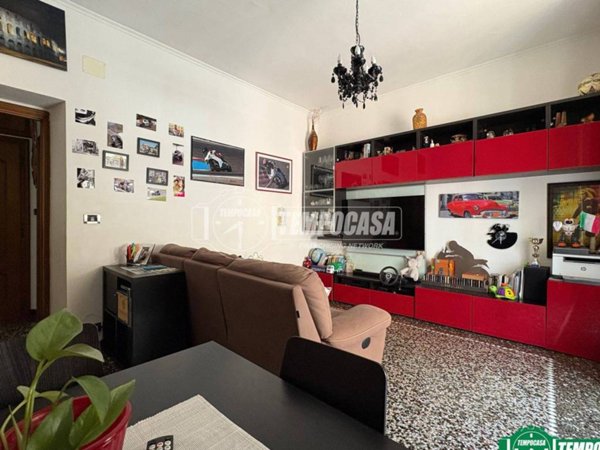 appartamento in vendita a Genova in zona Sestri Ponente