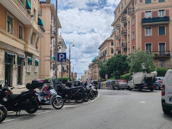 appartamento in vendita a Genova in zona Albaro