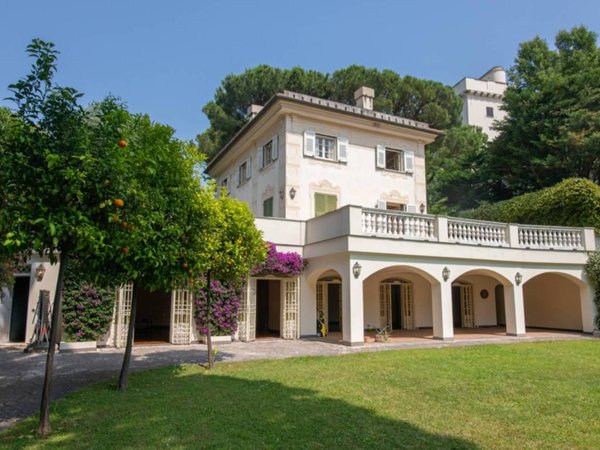 casa indipendente in vendita a Genova in zona Albaro