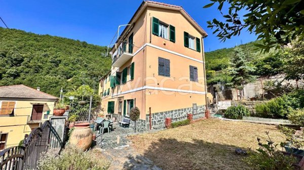 casa indipendente in vendita a Genova in zona Bavari