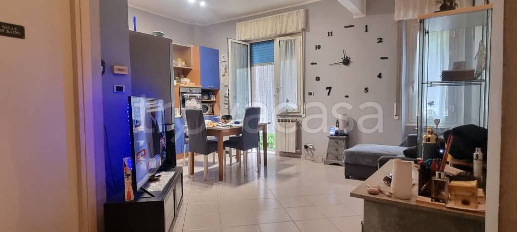 appartamento in vendita a Genova in zona Sestri Ponente