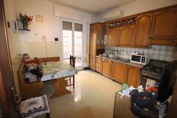 appartamento in vendita a Genova in zona Palmaro / Pra'
