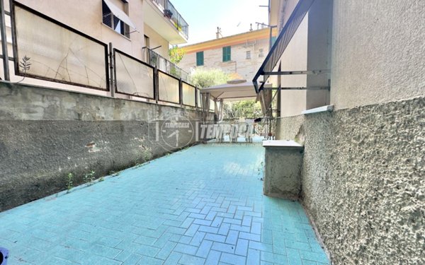 appartamento in vendita a Genova in zona Sestri Ponente