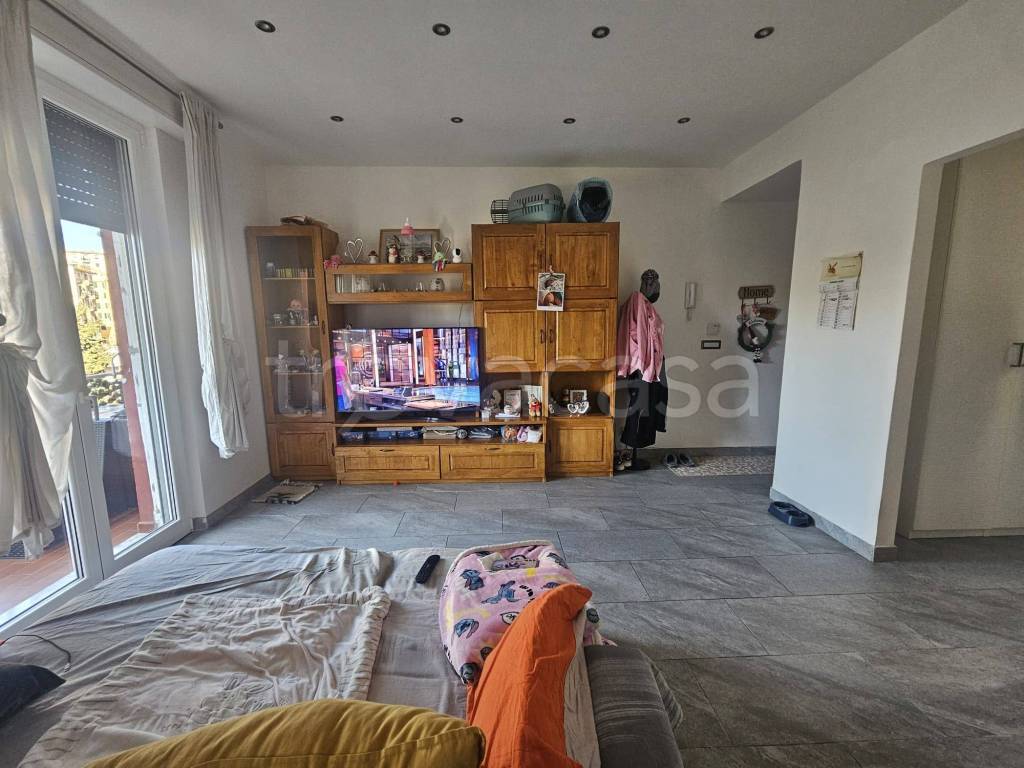 appartamento in vendita a Genova in zona Sturla