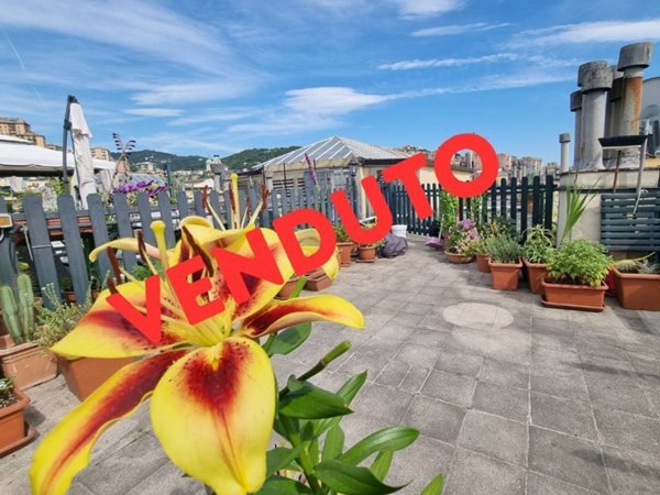 appartamento in vendita a Genova in zona Marassi