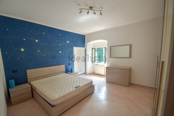 appartamento in vendita a Genova in zona Voltri